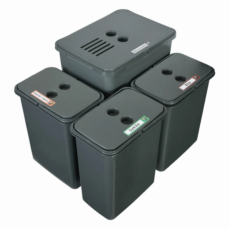 FLEXI do szuflady BLUM – cztery kosze 1×20 l i 3×8 l z filtrem węglowym na białym tle