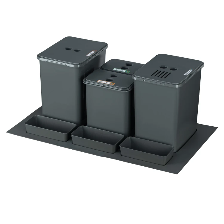 Flexi BASE 80 cm – zestaw koszy 2×20 l i 2×8 l z filtrem węglowym i kuwetkami na białym tle